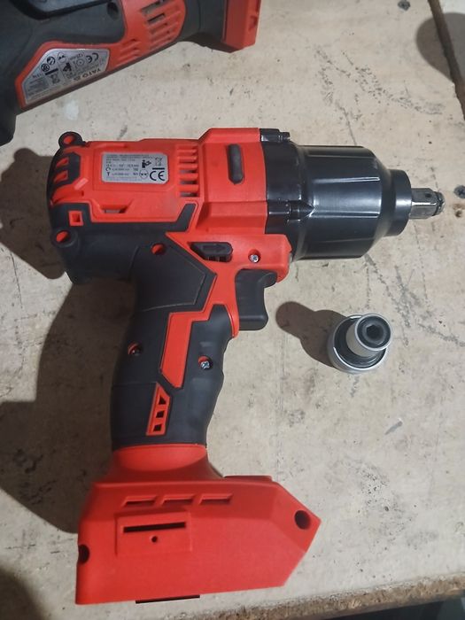 Vand pistol impact yato 700nm , garantie