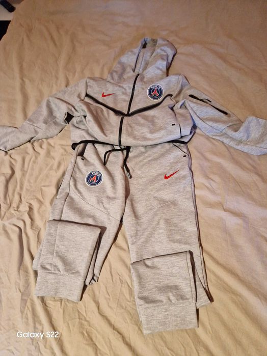 Спортен екип Найк размер М