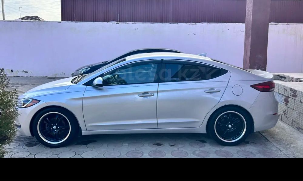 Титанта 235/45R18