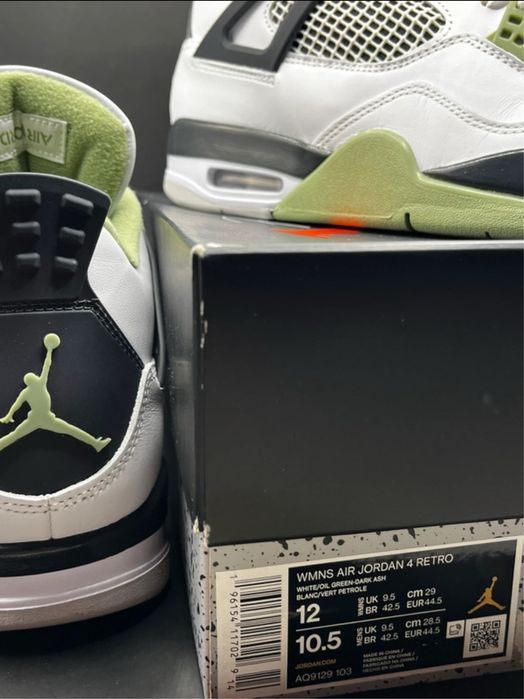 Jordan 4 Seafoam