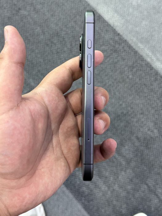 iphone 17 black