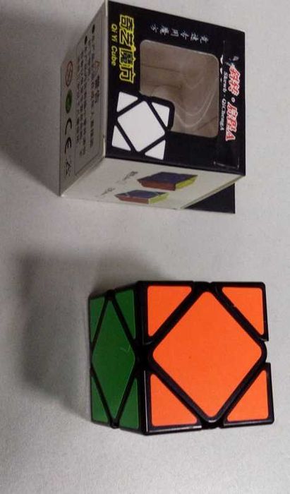 Кубик Рубика QiCheng Skewb | Quiu