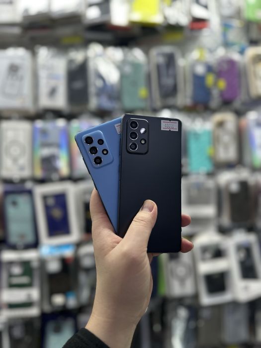 Телефон разные.