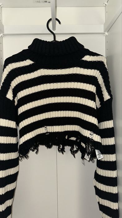 Чисто нов Зара пуловер