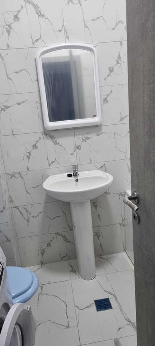 Inchiriez garsoniera