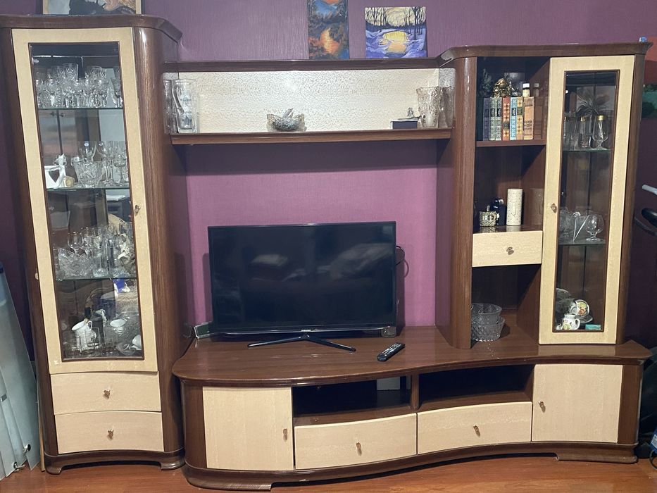 продам сервант стенку