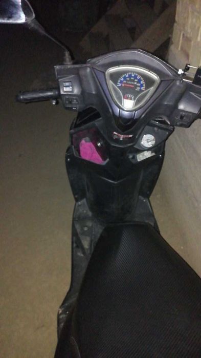 Skuter Pellones 125 kub