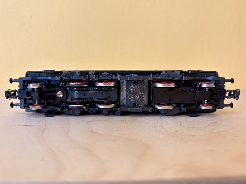 Локомотив Roco 04144S DB BR 104 влак, влакче, Piko