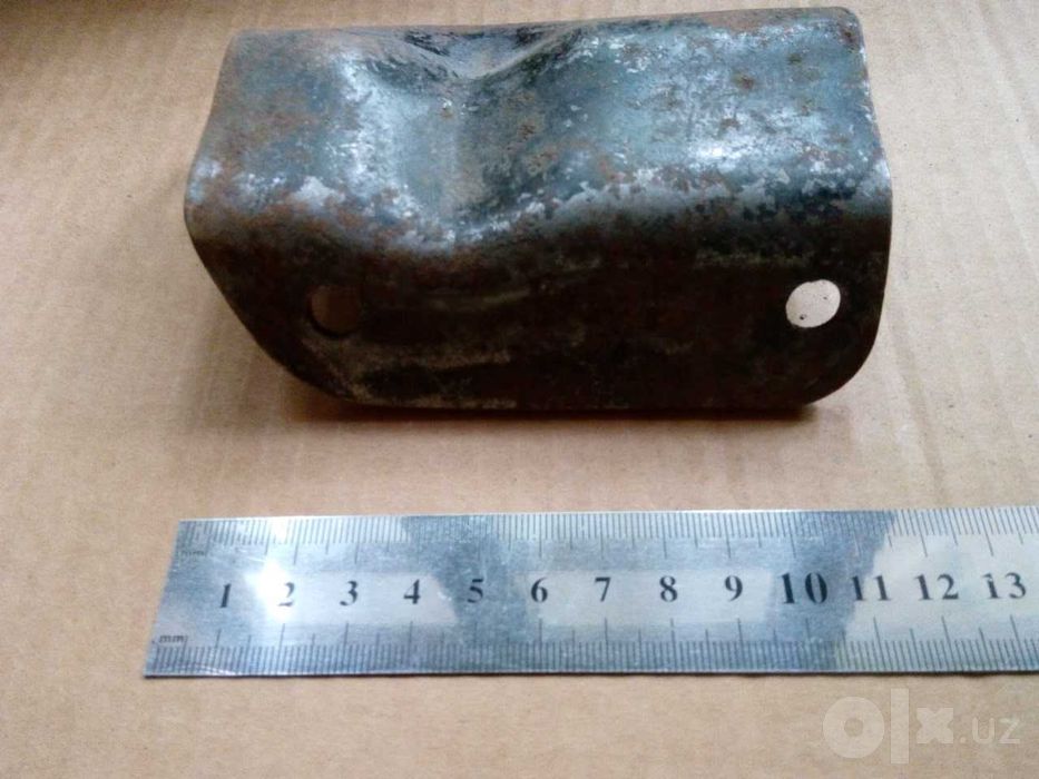 кронштейн двигателя на Москвич 412,АЗЛК 2140
