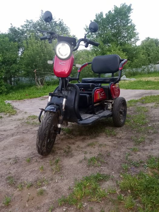 Трицикл Электроскутер