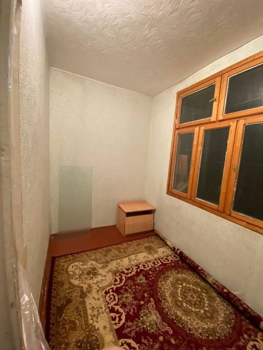 Yunusobod Tumani 9 kvartal 1 xonali uy sotiladi