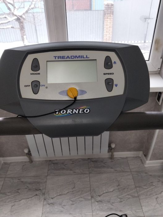 Продам беговую дорожку