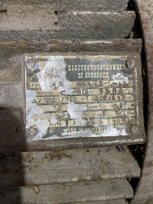 Banzic vertical cu panza panglica pt lemn