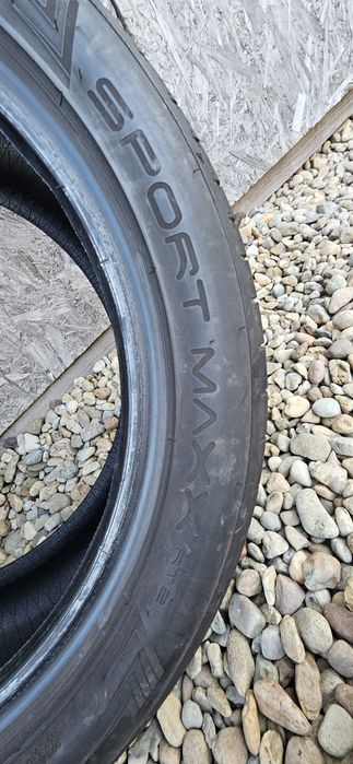 Anvelope Dunlop Sport Maxx RT2 245/45 ZR18 100Y