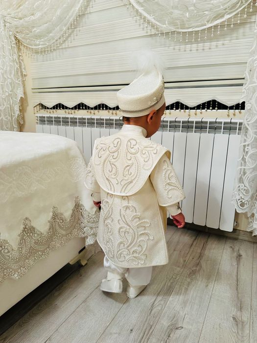 Костюм за сюннет