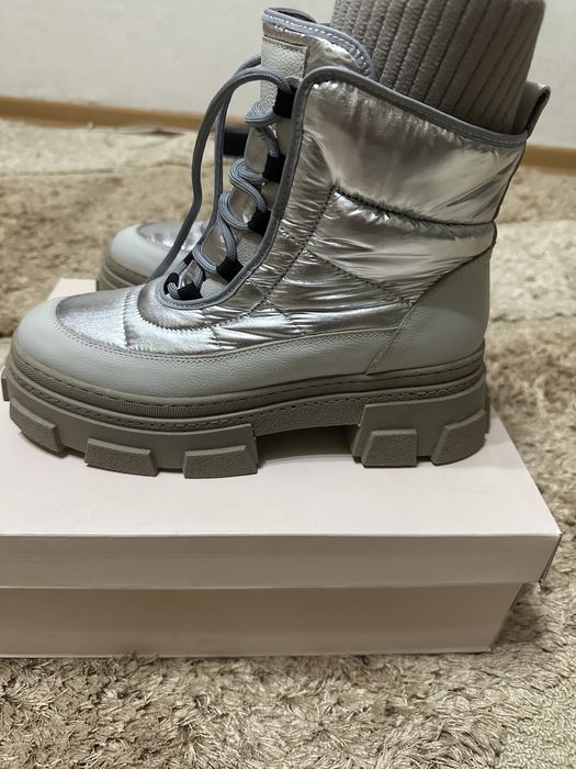 Продам ботинки зимние (Италия)