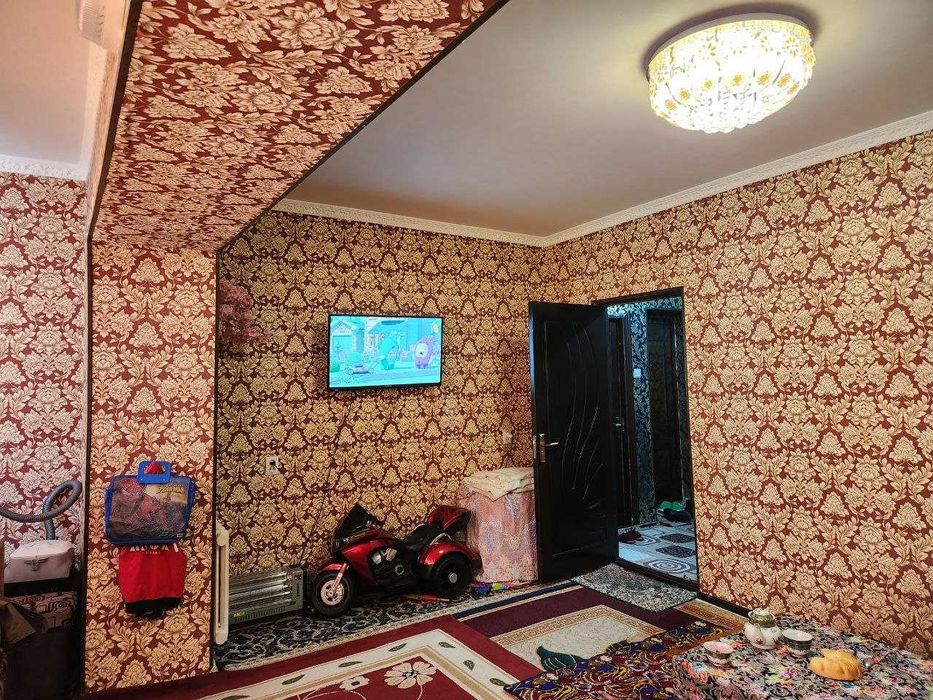 Srochno kvartira sotiladi / Срочно продаётся квартира