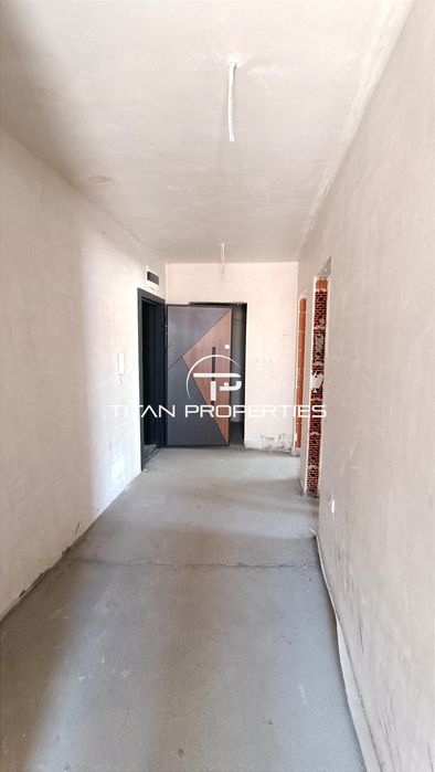 Тристаен апартамент в жк. Остромила