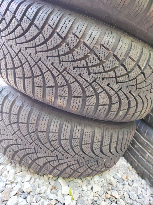 4 бр зимни 205/55/16 Goodyear Нови