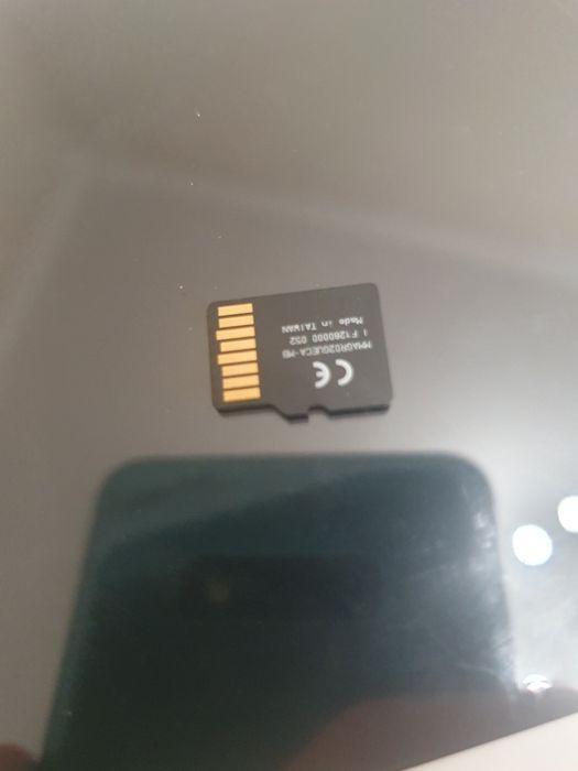 Планшет самсунг.