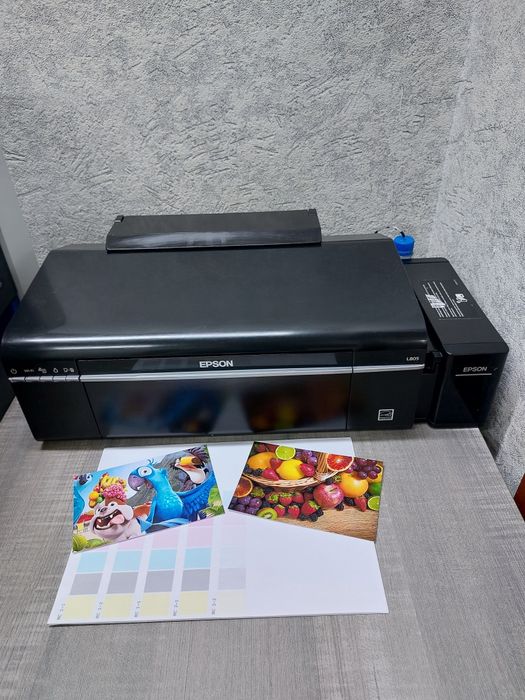 EPSON L805 wi-fi
6 цветный струйный принтер