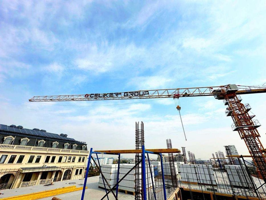 Реклама на башенном кране