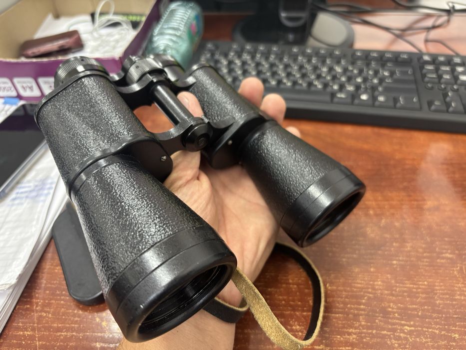 Продам в хорошом состояние бинокль.