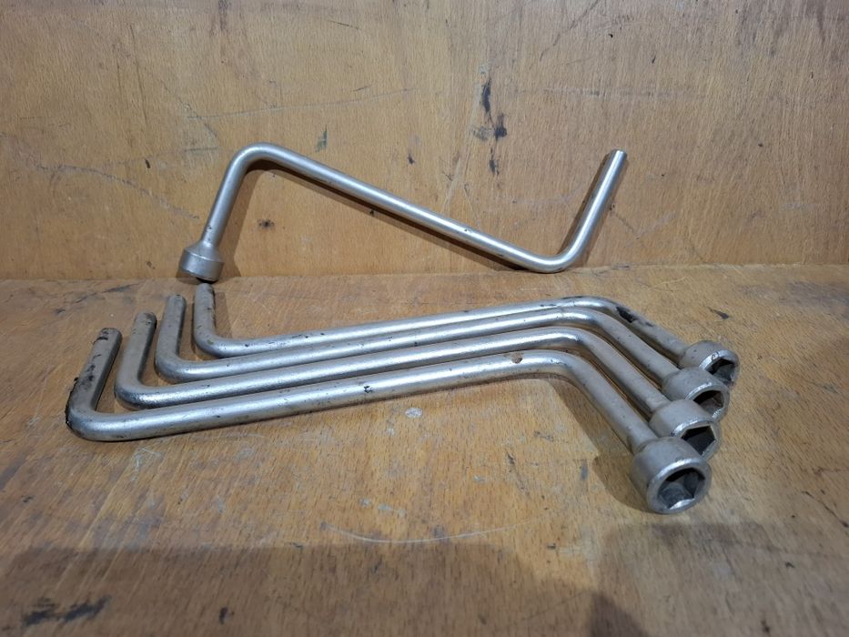 Домкраты для БМВ