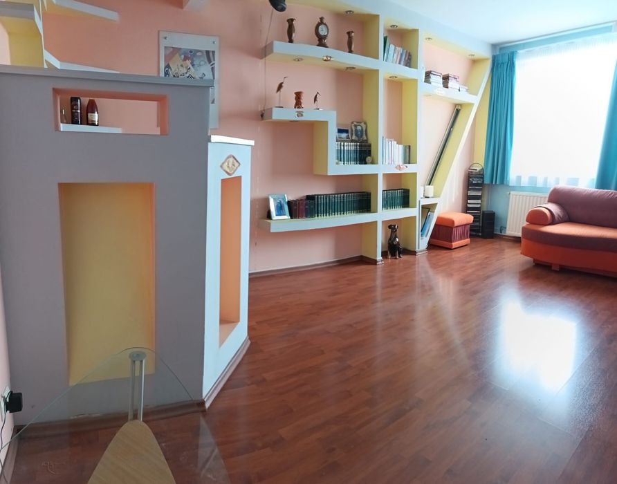 Proprietar, vând apartament 3 camere, Rahova, lângă Lidl Teiuș.