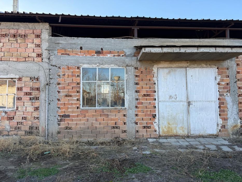 Продава се Промишлена сграда в Карлово - 1756 кв.м за 154 €/кв.м - Снимка #5