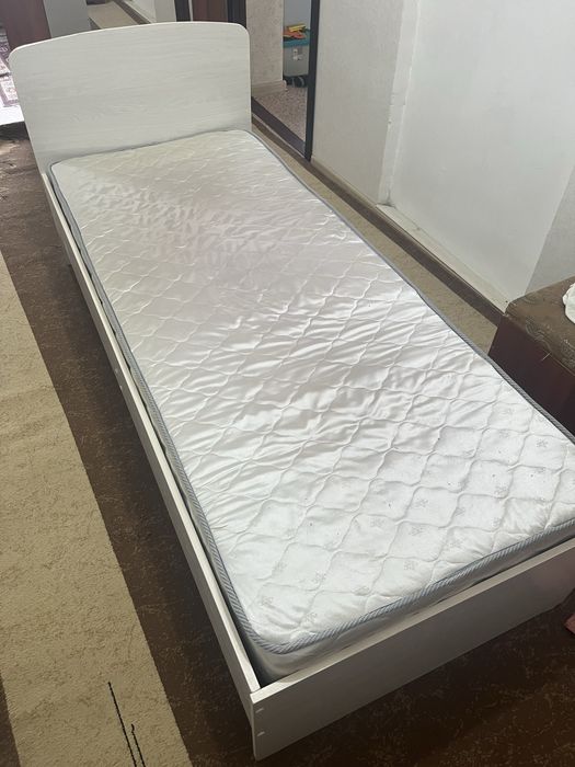 Односпальная кровать + матрас
