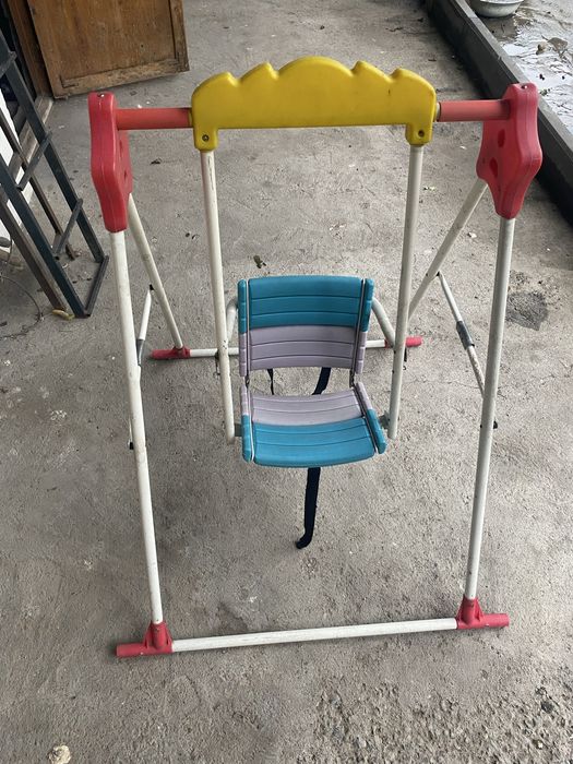 Продам качелю для детей