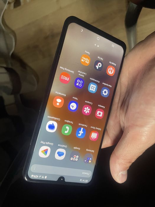 Продам Samsung A32 в норм состояний