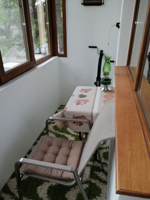 Închiriez apartament doua camere