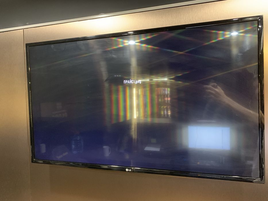 Телевизор LG 42/43 дюйма