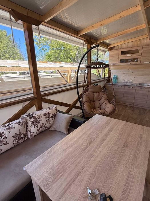 Продавам каравана – оборудвана с всичко необходимо!