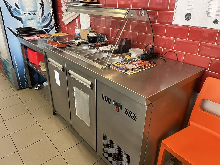 Vitrina calda autoservire