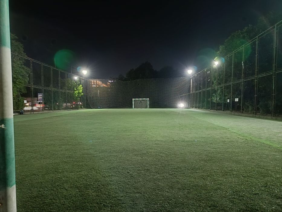 Fudbol maydoni yunsobod