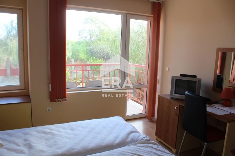 Дава се под наем Къща в с. Близнаци, Област Варна - 70 кв.м за 900 € - Снимка #11