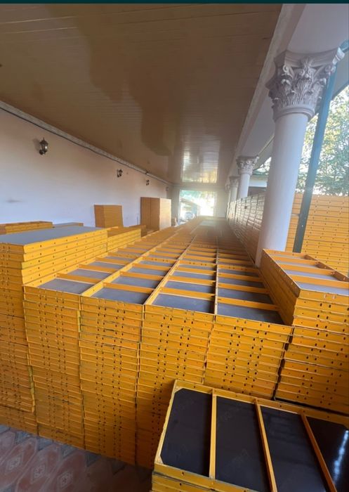 Opolobka.  Kalina.  Stoyka