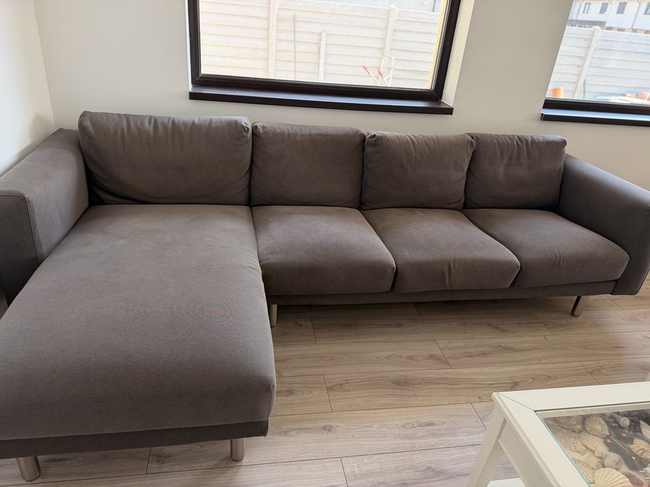 Vând Canapea Ikea