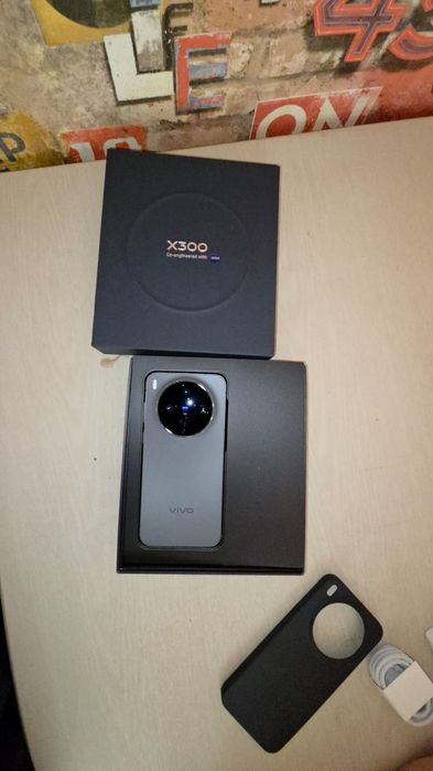 Vivo x300 16/512 Global