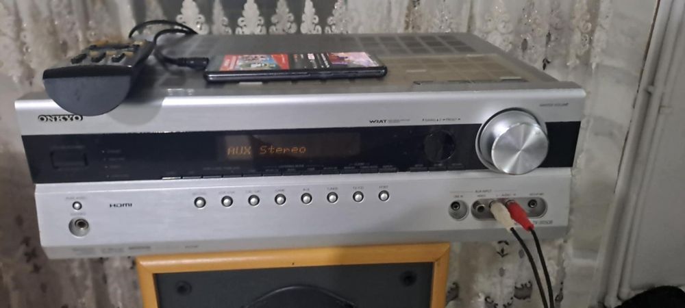 PACHET 2 monitoare podea+amplificator onkyo