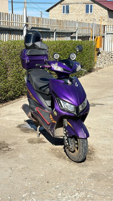 Мопед сатылпды м8