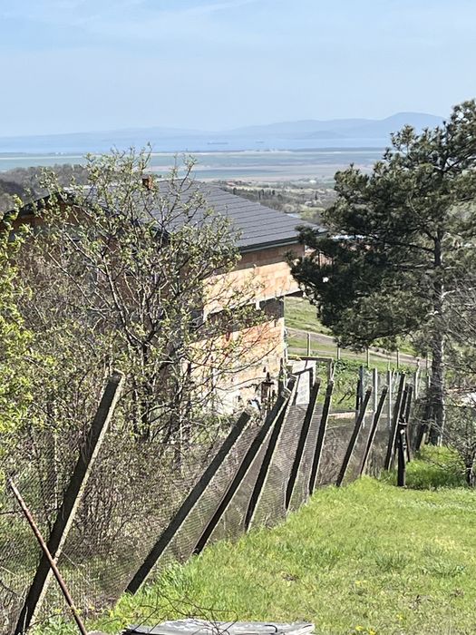 Малка Вила с гледка море(Изворище Под Наем)