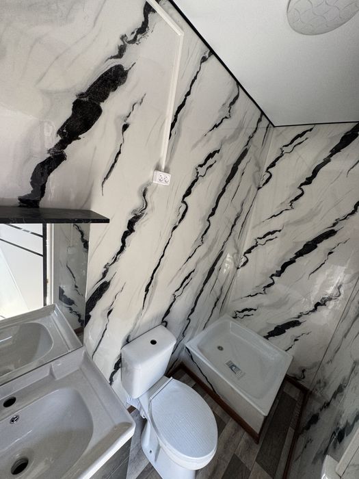 Контейнер морской