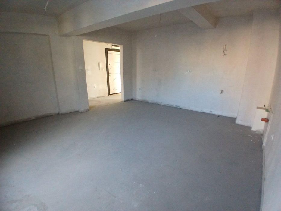 Продава се Тристаен апартамент в Пловдив, Кършияка - 99 кв.м за 2004 €/кв.м - Снимка #4