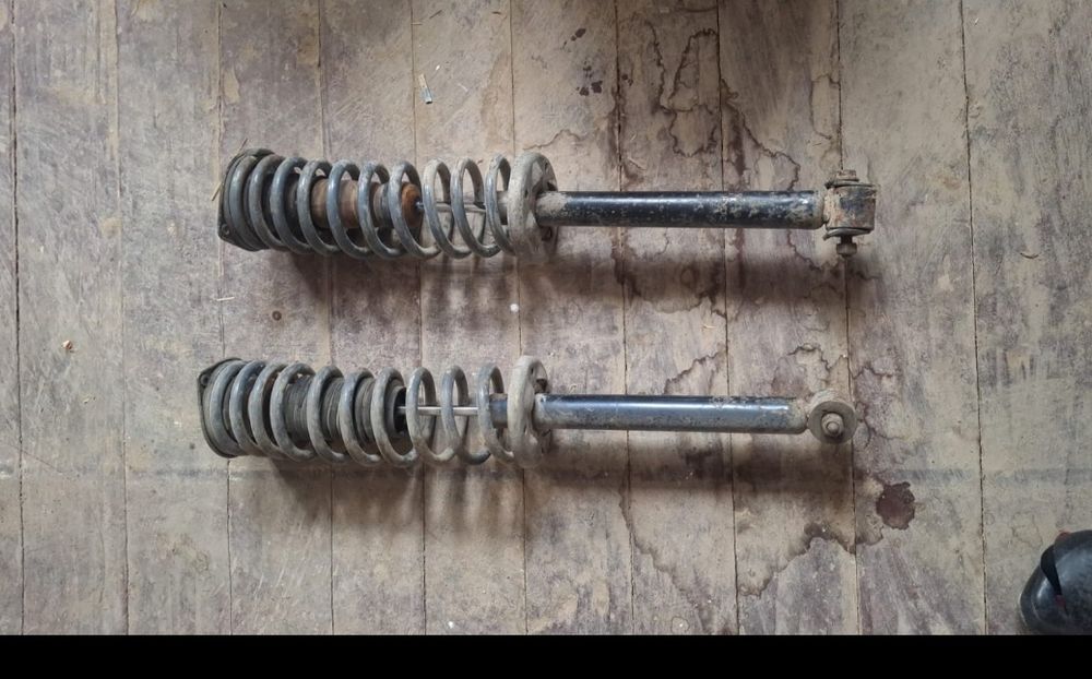 Автозапчасти.Ауди С4