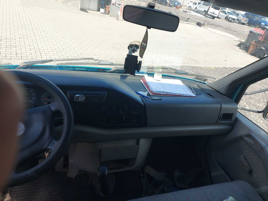 autoutilitara de vanzare