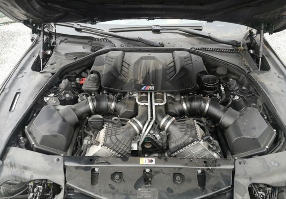 BMW M6 На части